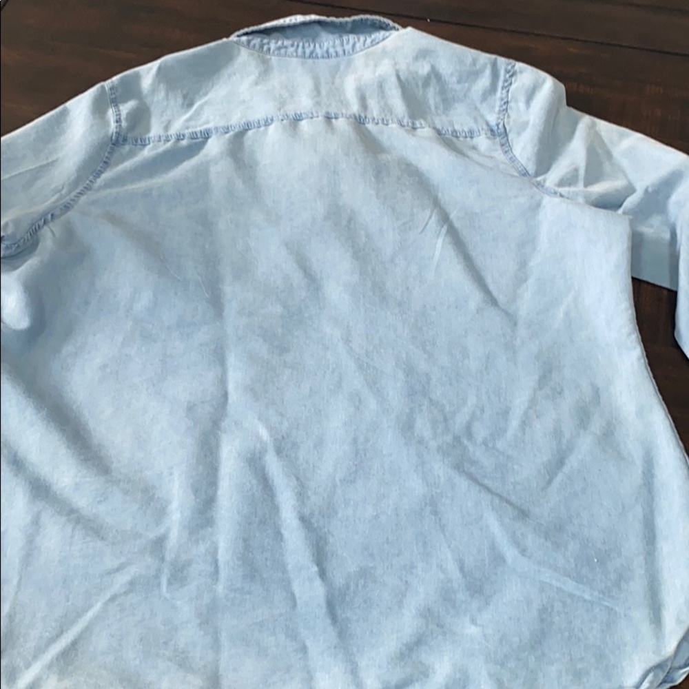 𝅺POLLY & Esther Chambray Shirt Large - Picture 5 of 5